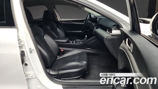 Kia K5 3세대 Trendy, 2023 11