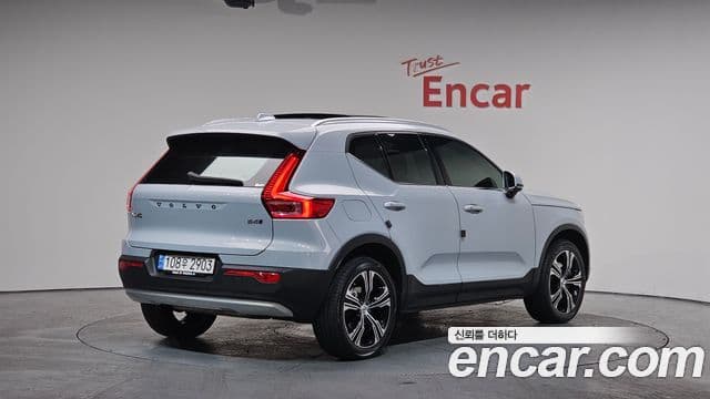 Volvo XC40 B4 Inscription, 2022 2