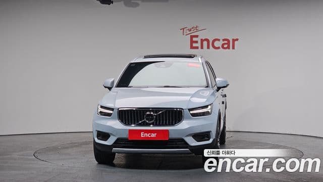 Volvo XC40 B4 Inscription, 2022 3