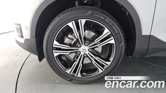 Volvo XC40 B4 Inscription, 2022 все фото