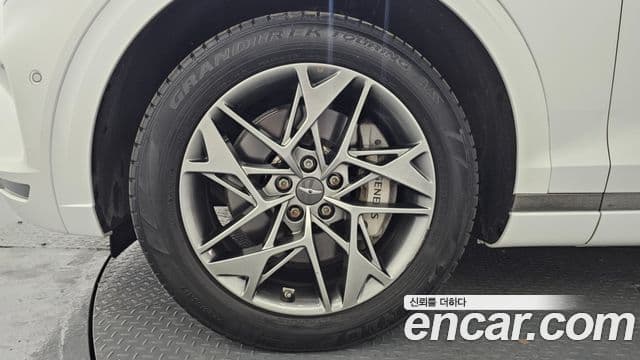 Genesis GV70, 2023 все фото