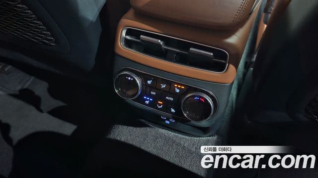 Genesis GV70, 2023 18