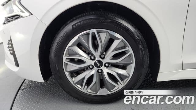 Kia K5 гибрид 3세대 Prestige, 2022 все фото