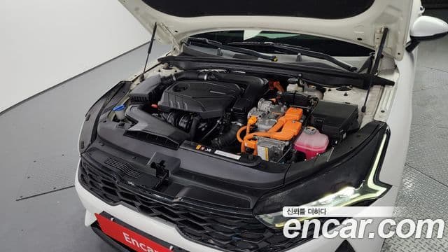 Kia K5 гибрид 3세대 Prestige, 2022 6