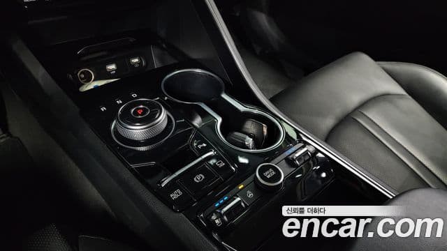 Kia K5 гибрид 3세대 Prestige, 2022 9
