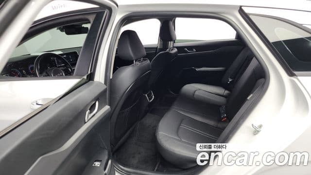 Kia K5 гибрид 3세대 Prestige, 2022 12