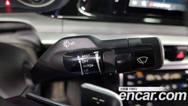 Kia K5 гибрид 3세대 Prestige, 2022 17