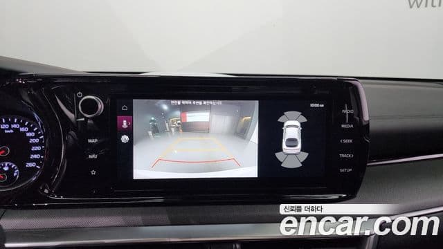 Kia K5 гибрид 3세대 Prestige, 2022 18