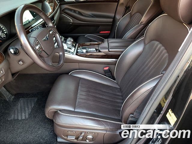 Genesis EQ900 Prestige, 2018 11