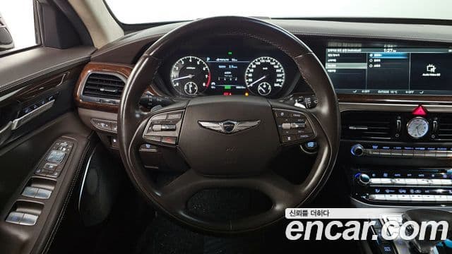 Genesis EQ900 Prestige, 2018 13