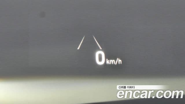 Genesis EQ900 Prestige, 2018 17