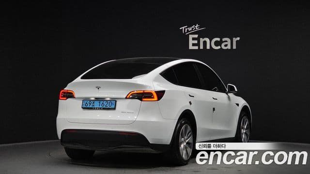 Tesla модель Y Long Range AWD, 2022 2