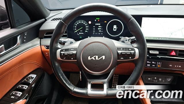 Kia The / новый New K5 3세대 Signature, 2024 13