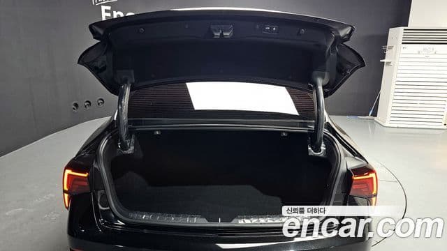 Kia The / новый New K5 3세대 Signature, 2024 20