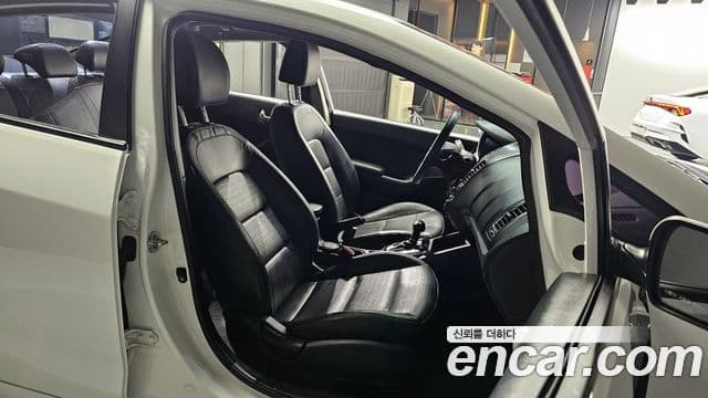 Kia The / новый New K3 дизель Deluxe, 2018 12