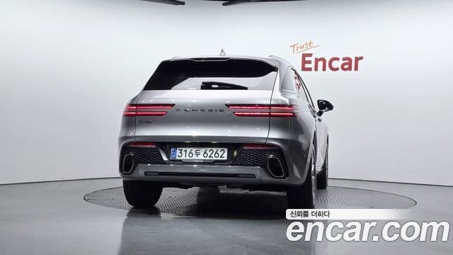 Genesis GV70, 2021 4