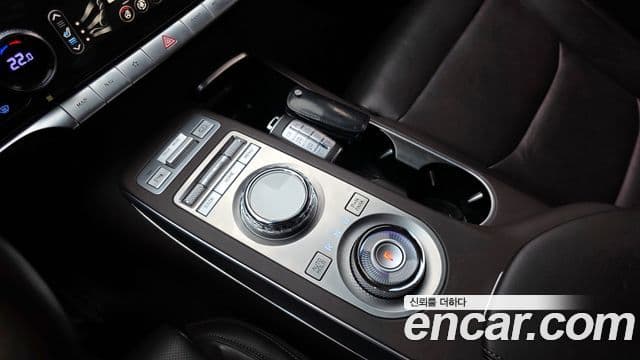 Genesis GV70, 2021 9