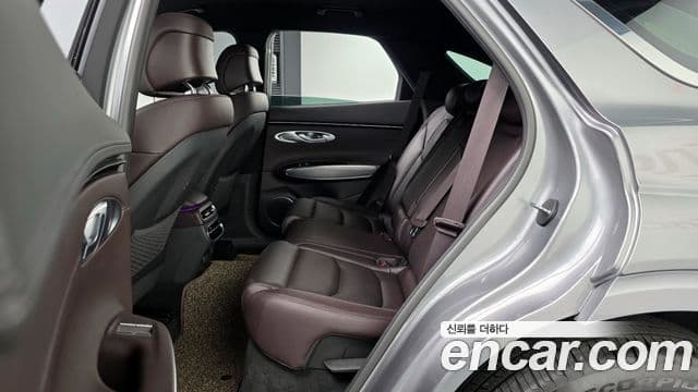 Genesis GV70, 2021 12