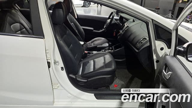 Kia The / новый New K3 Trendy, 2016 11