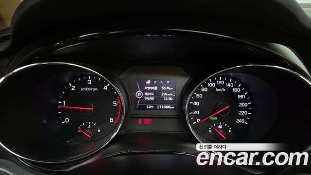 Kia All New Carnival Prestige, 2017 8