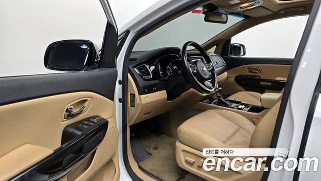 Kia All New Carnival Prestige, 2017 11