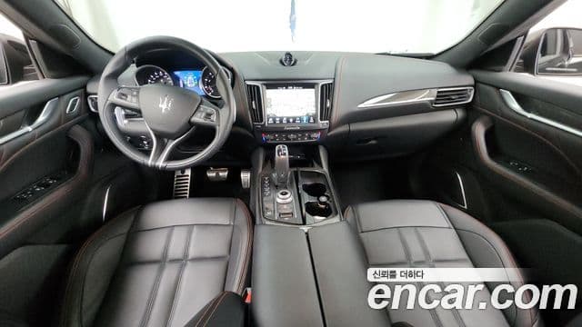 Maserati Levante 3.0 AWD GranSport, 2020 7