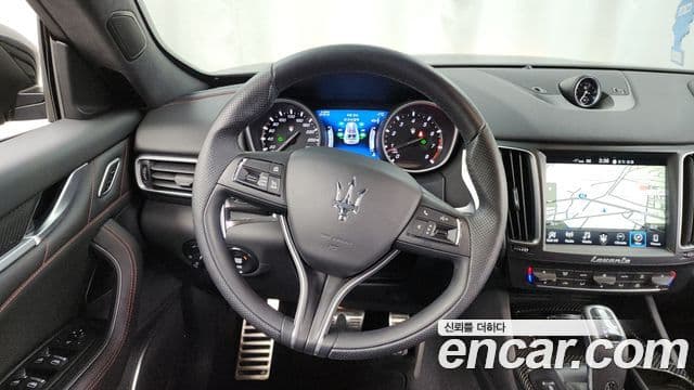 Maserati Levante 3.0 AWD GranSport, 2020 13