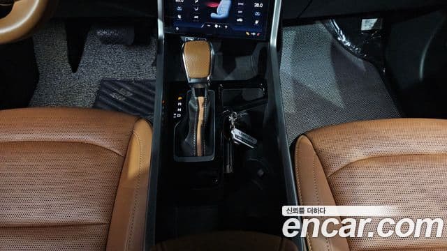 KG모빌리티(SsangYong) Torres T7, 2024 9