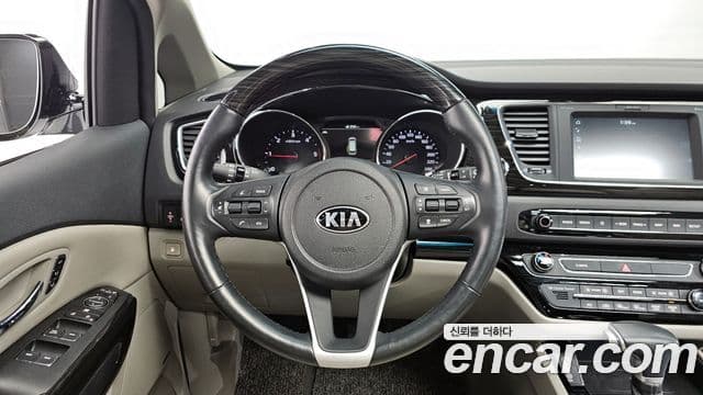 Kia The / новый New Carnival Special, 2019 13