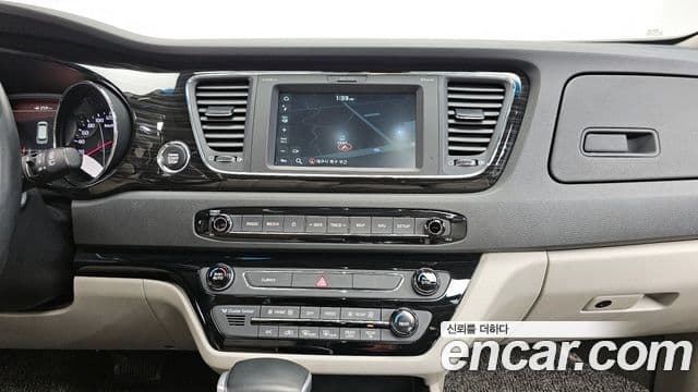 Kia The / новый New Carnival Special, 2019 14