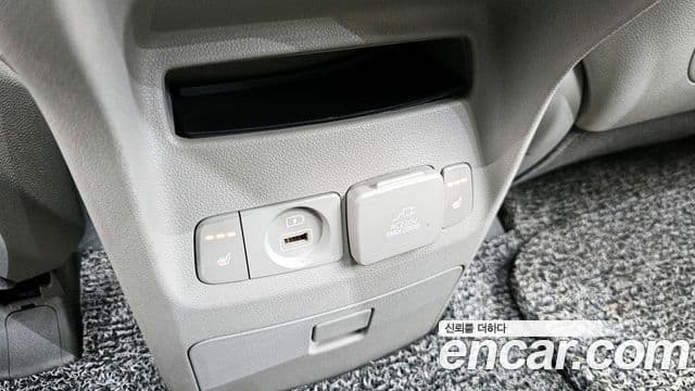 Kia The / новый New Carnival Special, 2019 18