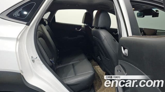 Hyundai The / новый New Kona Modern, 2022 12