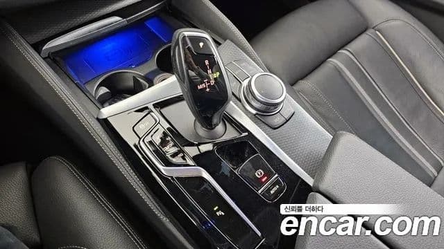 BMW 5시리즈 (G30) 520i M Sport, 2022 9