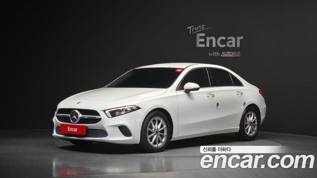 Mercedes-Benz A-класс W177 A220 седан, 2020 1