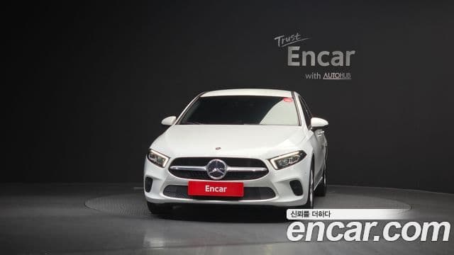 Mercedes-Benz A-класс W177 A220 седан, 2020 3