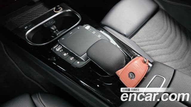 Mercedes-Benz A-класс W177 A220 седан, 2020 9