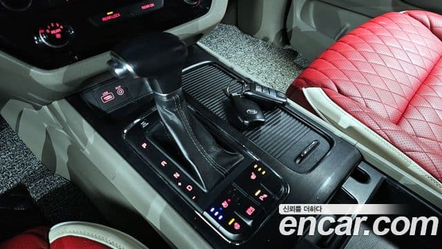 Kia All New Carnival Luxury, 2017 9