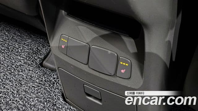 Kia All New Carnival Luxury, 2017 19