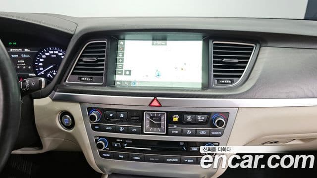 Genesis G80 Finest, 2017 15