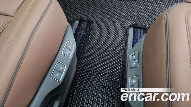 Hyundai Staria Inspiration, 2025 18