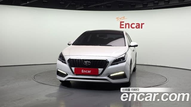 Hyundai LF Sonata гибрид Premium, 2015 3