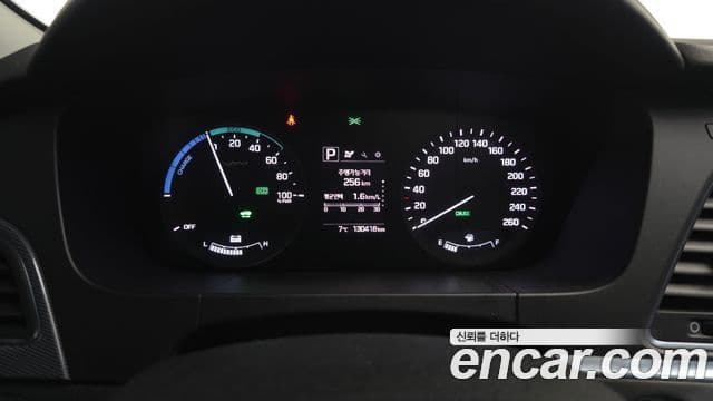 Hyundai LF Sonata гибрид Premium, 2015 8
