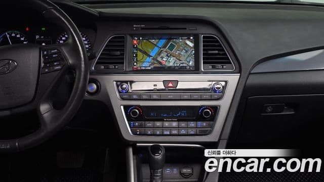 Hyundai LF Sonata гибрид Premium, 2015 14