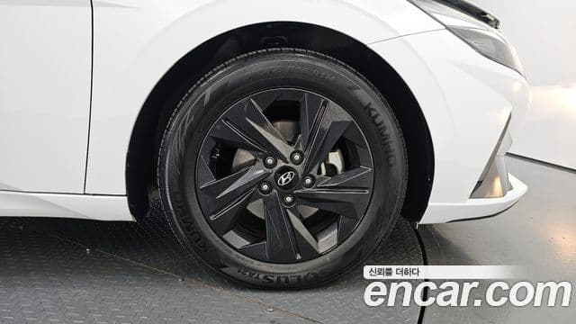 Hyundai Avante (CN7) Modern, 2023 все фото