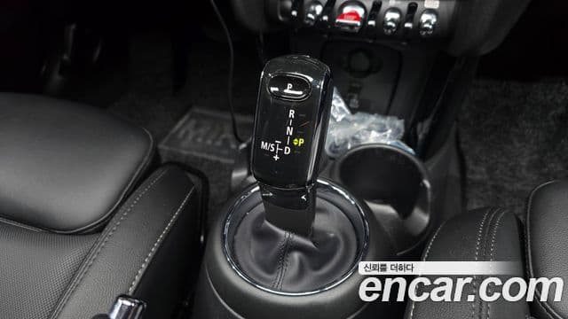 Mini Cooper 3세대, 2020 9