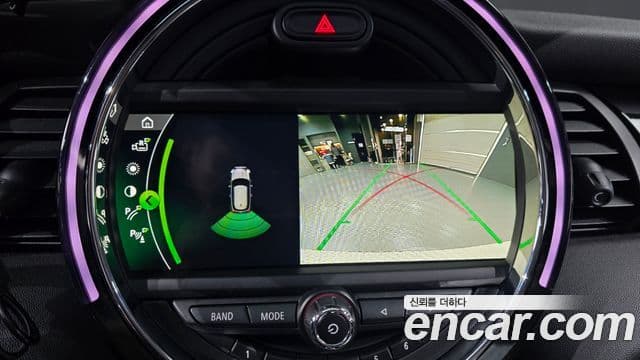 Mini Cooper 3세대, 2020 16