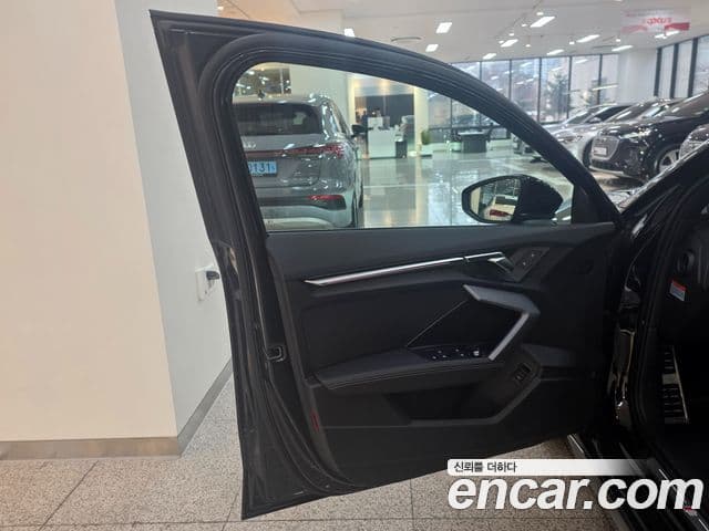 Audi A3 (8Y) Premium, 2025 11