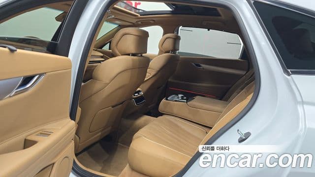 Genesis G80 (RG3) бензин 2.5 турбо AWD, 2025 12