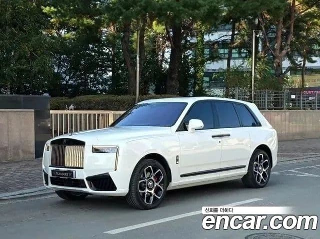 Rolls-Royce Cullinan 6.7 V12 чёрный эмблема, badge, 2025 1