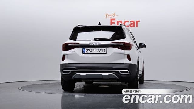 Kia Seltos Signature, 2023 4